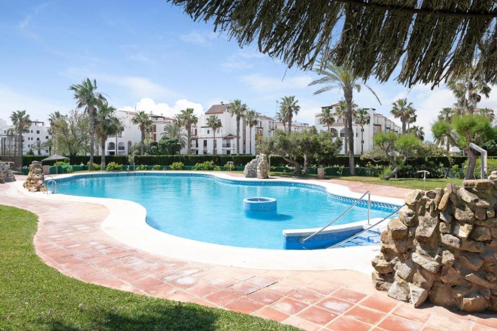 Apartamentos Atlanterra Costa Y Sol Zahara de los Atunes Exteriör bild