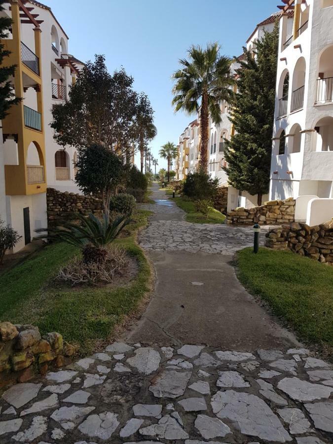 Apartamentos Atlanterra Costa Y Sol Zahara de los Atunes Exteriör bild
